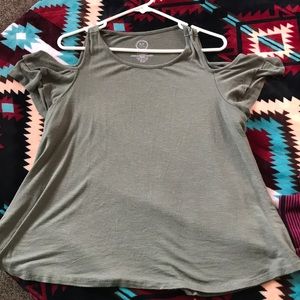 Cold shoulder top
